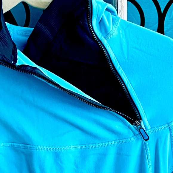 Lululemon pullover jogging hoodie size 2-4 - Picture 2 of 7